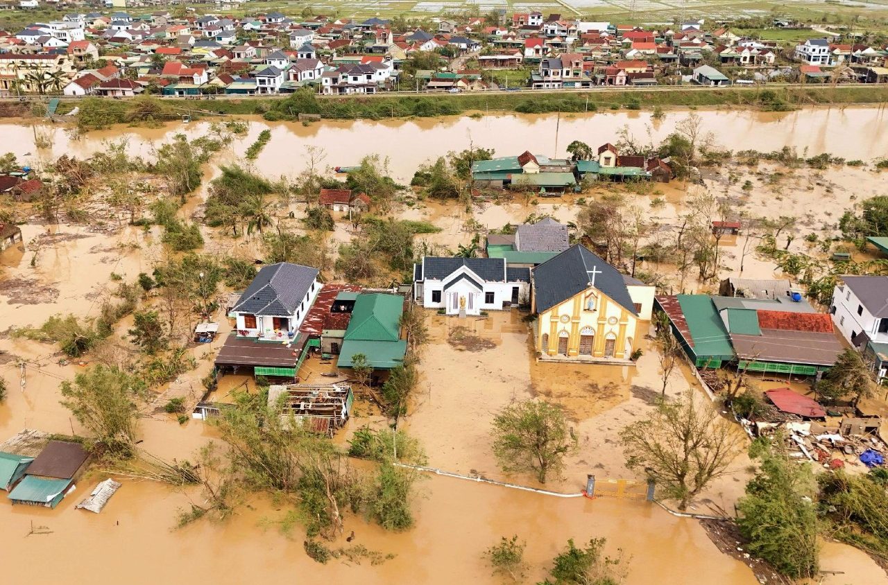 Đức Thánh Cha Lêô XIV cứu trợ cho các quốc gia châu Á bị ảnh hưởng bởi bão lụt